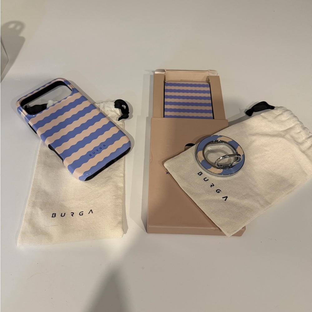 NWT - Burga Blue and White Phone Case with Ring Holder